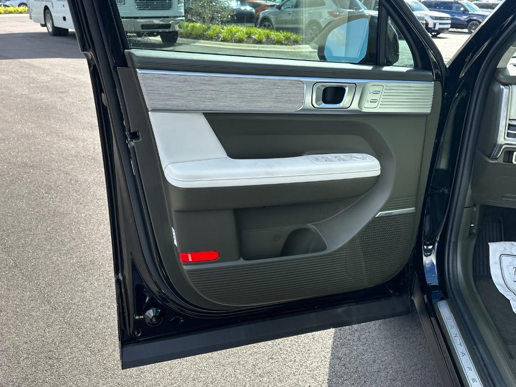 new 2025 Hyundai SANTA FE HEV car, priced at $51,075