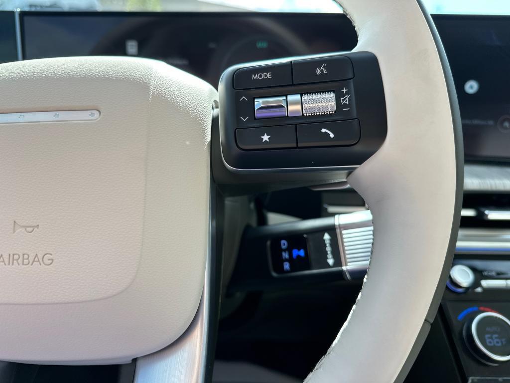 new 2025 Hyundai SANTA FE HEV car, priced at $51,075