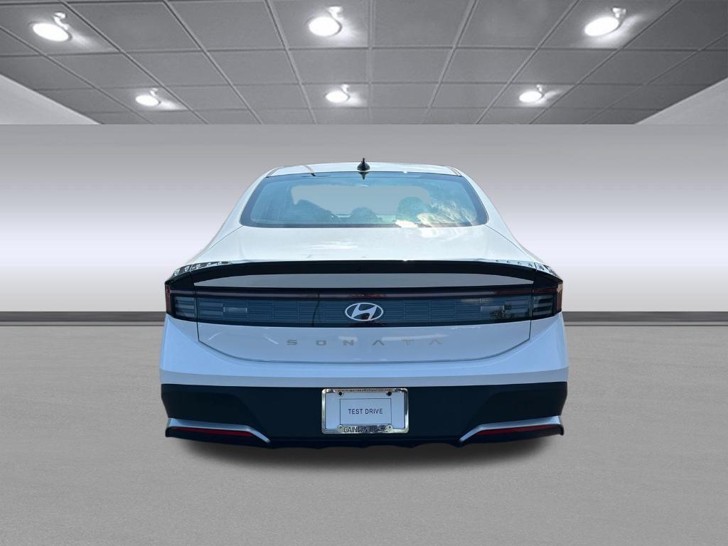 new 2025 Hyundai Sonata car, priced at $29,321
