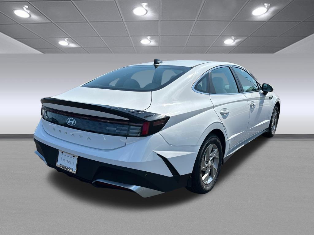 new 2025 Hyundai Sonata car, priced at $29,321