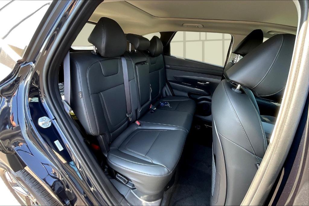 new 2025 Hyundai TUCSON Hybrid car, priced at $38,691
