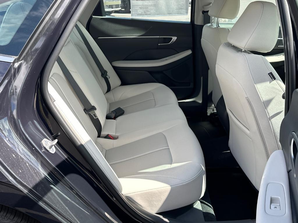 new 2025 Hyundai Sonata car, priced at $28,186