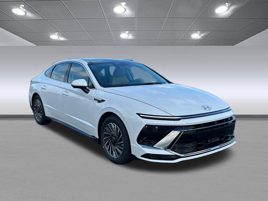 new 2025 Hyundai Sonata Hybrid car, priced at $40,051