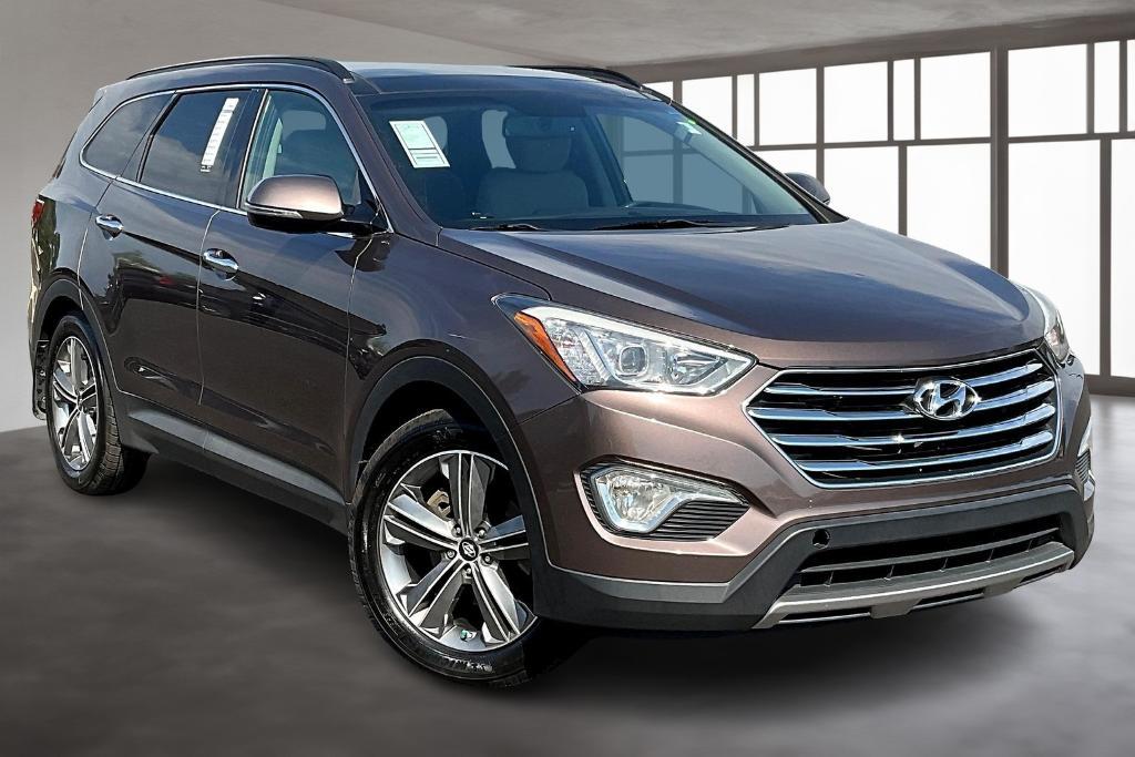 used 2015 Hyundai Santa Fe car, priced at $14,342