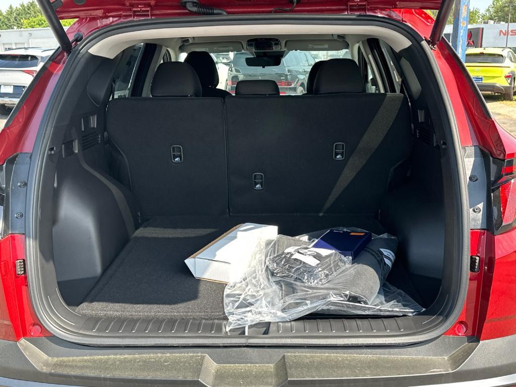 new 2025 Hyundai Tucson car, priced at $31,516
