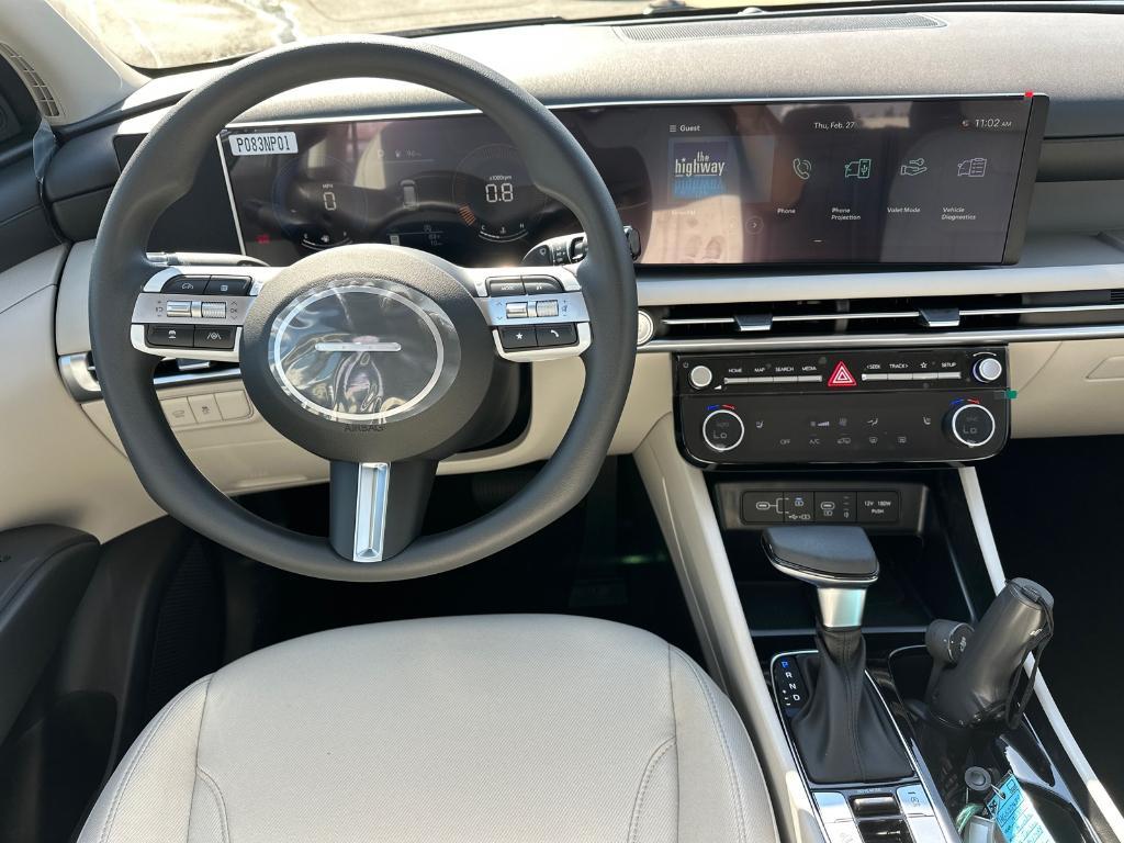 new 2025 Hyundai Tucson car, priced at $30,566