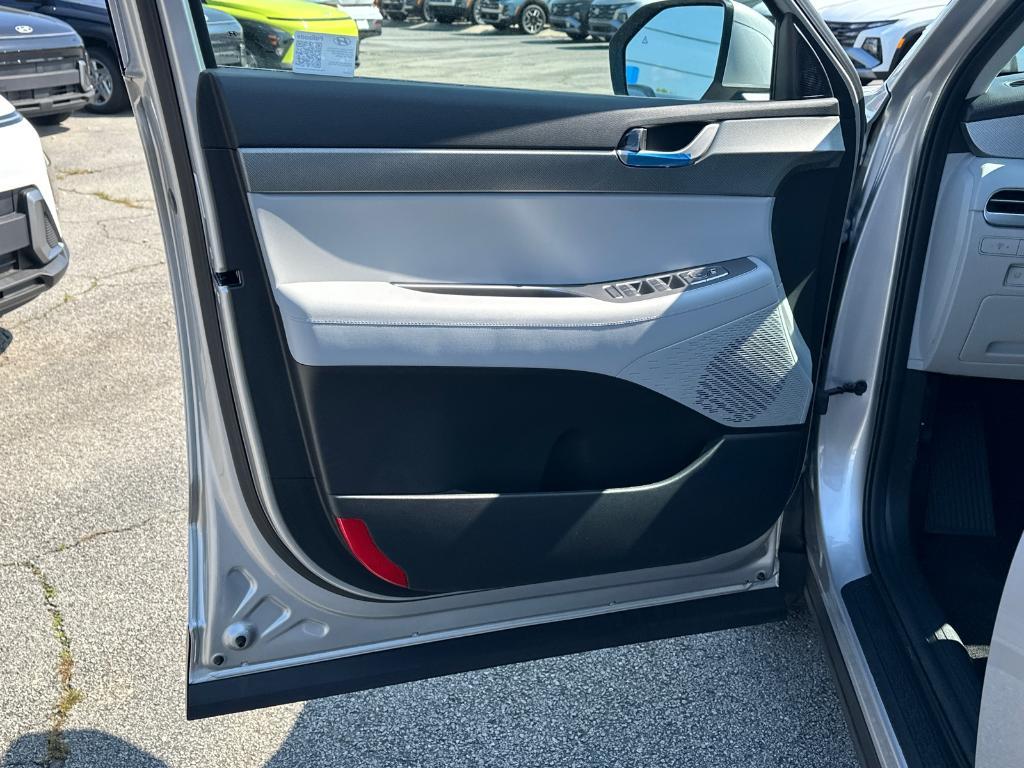new 2025 Hyundai Palisade car, priced at $41,886
