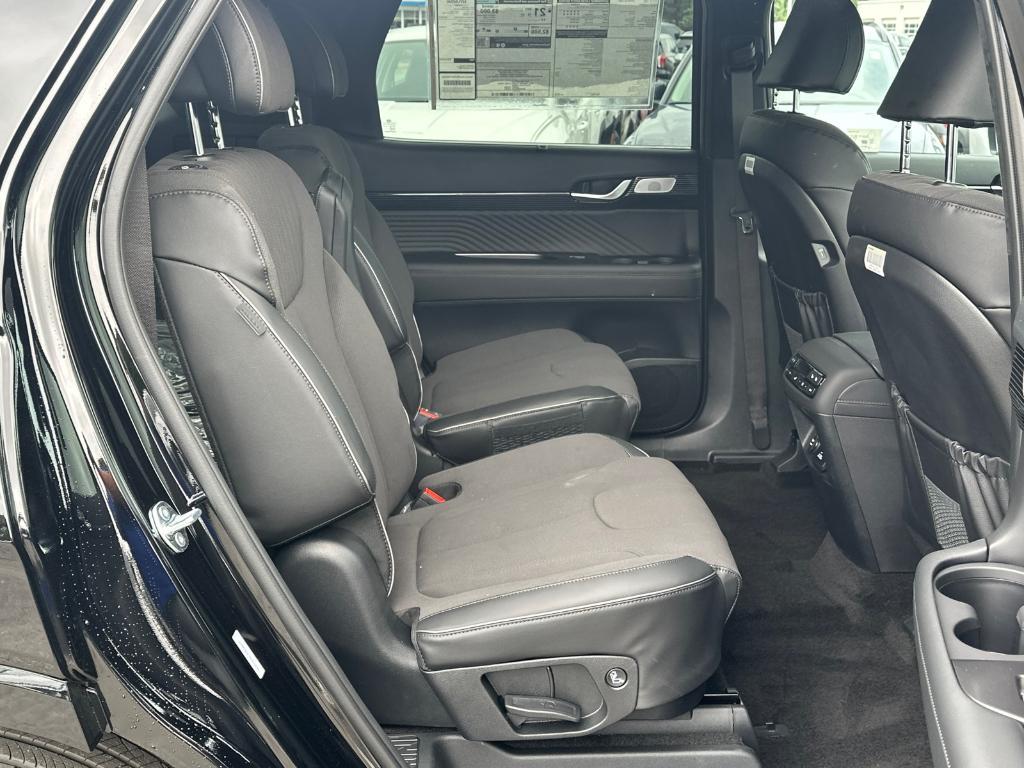 new 2025 Hyundai Palisade car, priced at $56,436