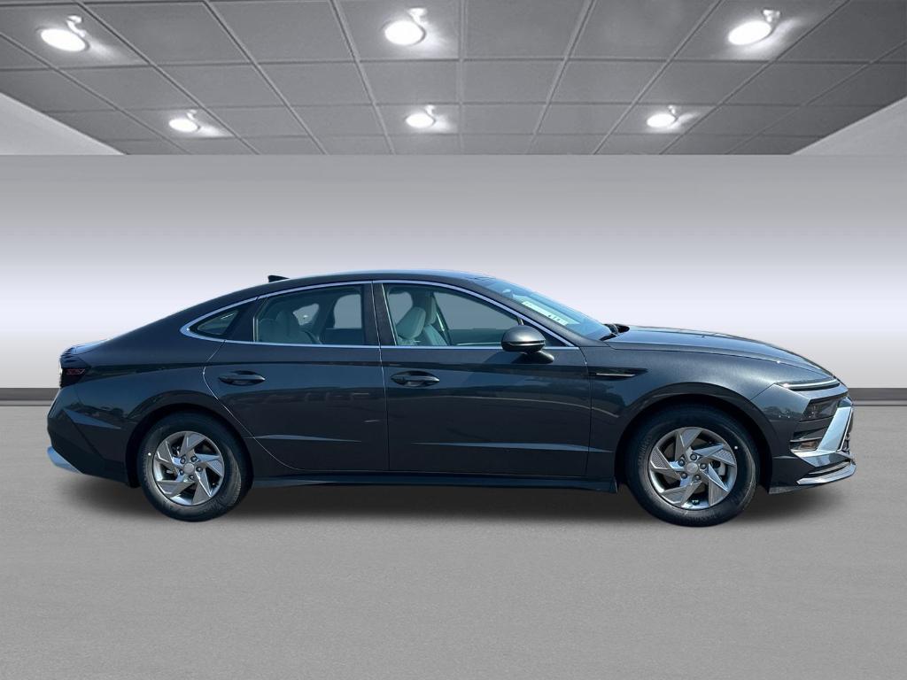 new 2025 Hyundai Sonata car, priced at $28,821