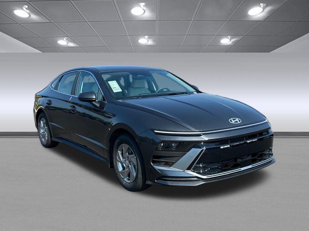 new 2025 Hyundai Sonata car, priced at $28,821