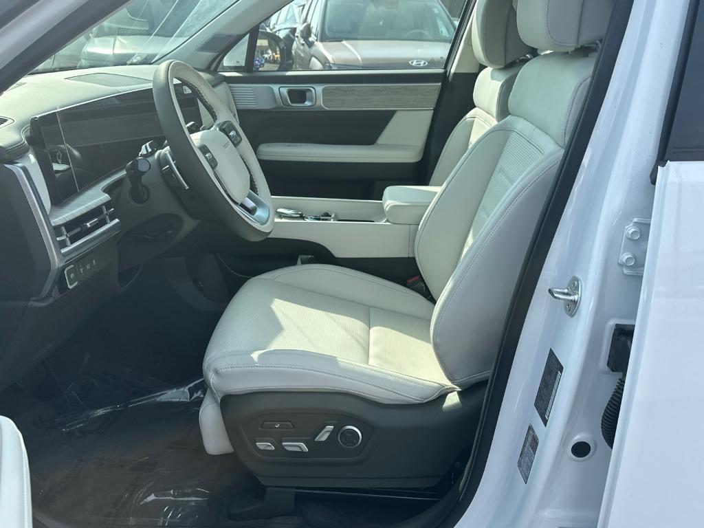 new 2025 Hyundai SANTA FE HEV car, priced at $48,895