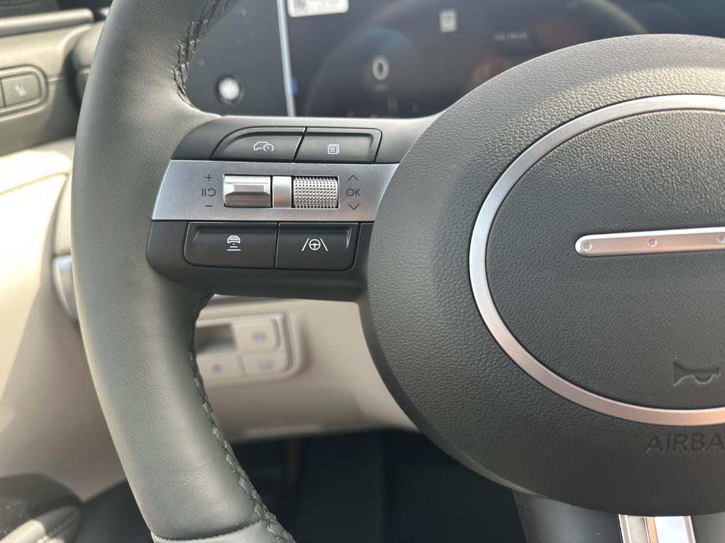 new 2025 Hyundai TUCSON Hybrid car, priced at $42,921
