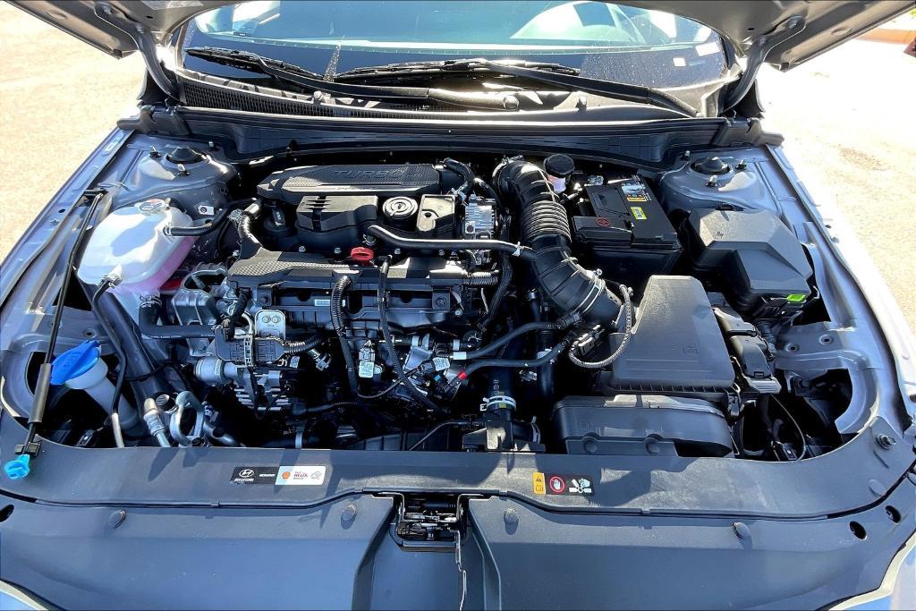 new 2025 Hyundai Elantra car, priced at $30,371