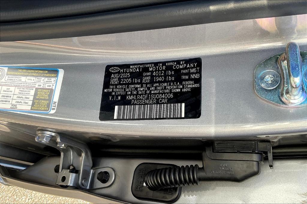 new 2025 Hyundai Elantra car, priced at $30,371