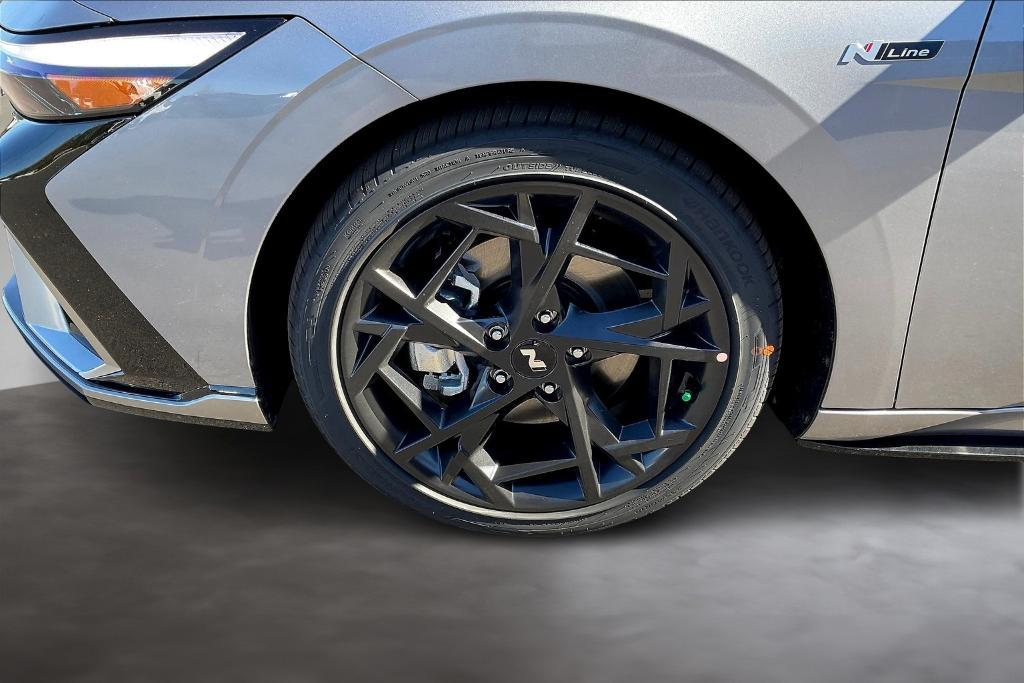 new 2025 Hyundai Elantra car, priced at $30,371