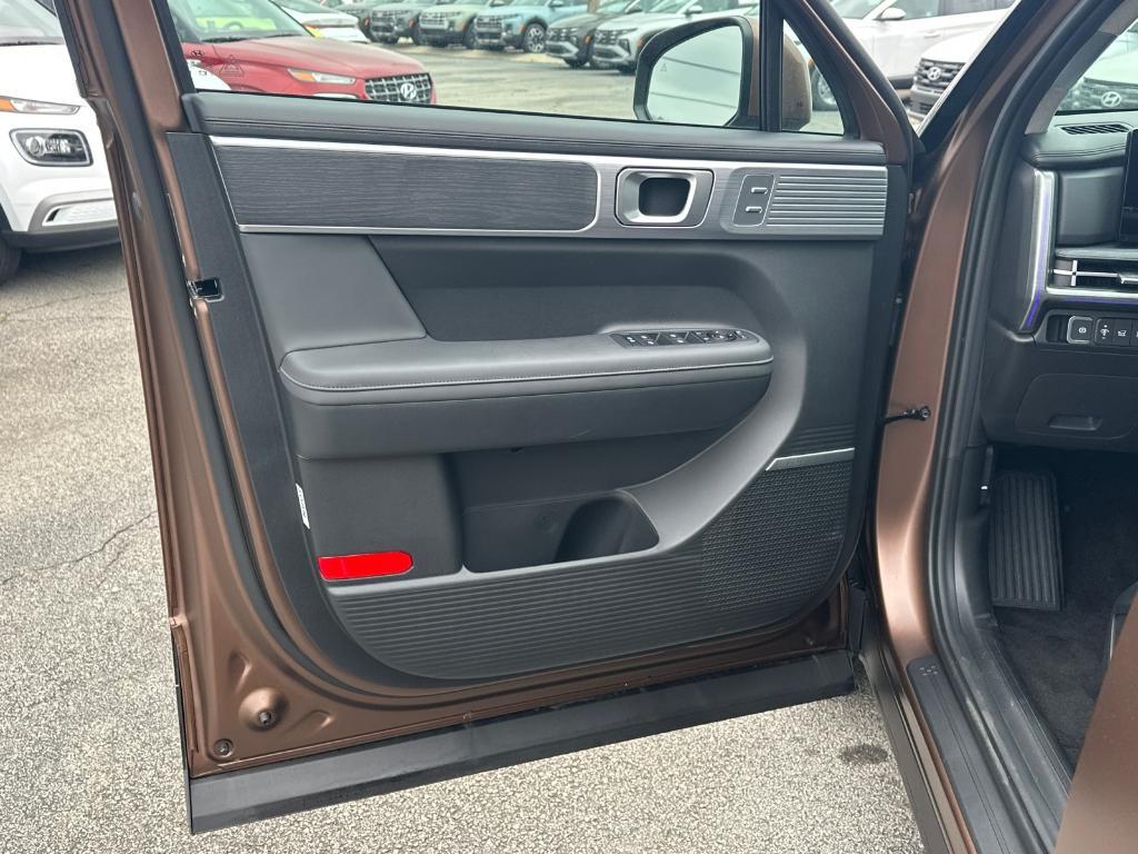 new 2025 Hyundai SANTA FE HEV car, priced at $45,651