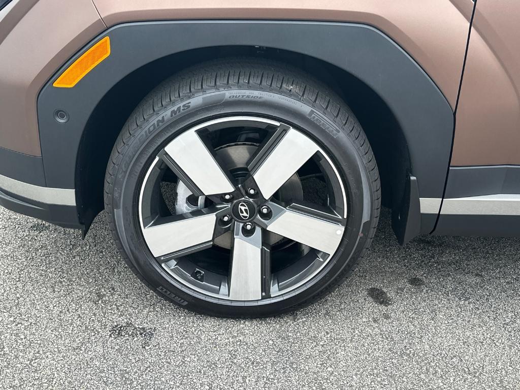 new 2025 Hyundai SANTA FE HEV car, priced at $45,651