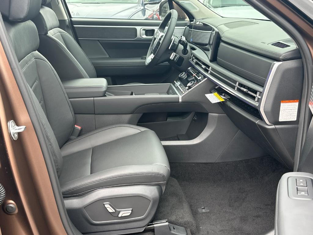 new 2025 Hyundai SANTA FE HEV car, priced at $45,651