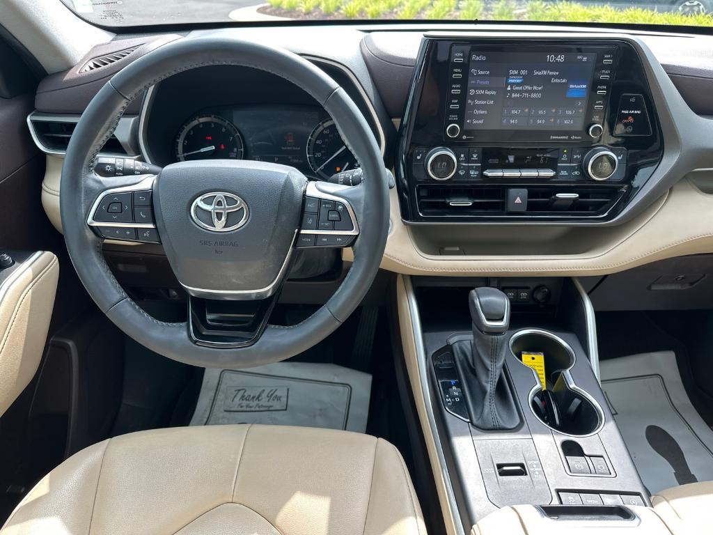 used 2021 Toyota Highlander car, priced at $30,538