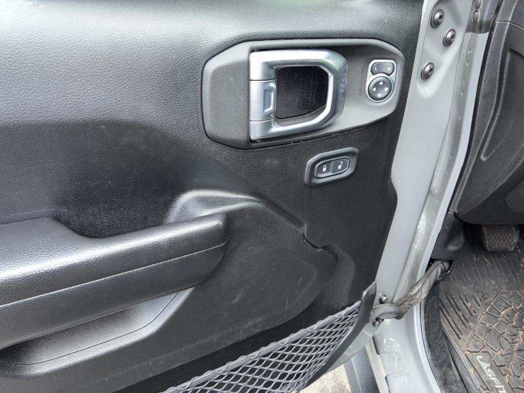 used 2021 Jeep Wrangler Unlimited car, priced at $27,890