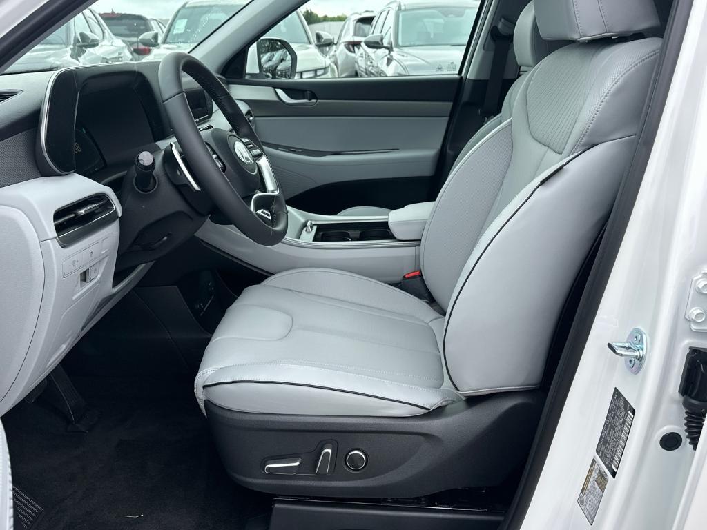 new 2025 Hyundai Palisade car, priced at $42,366