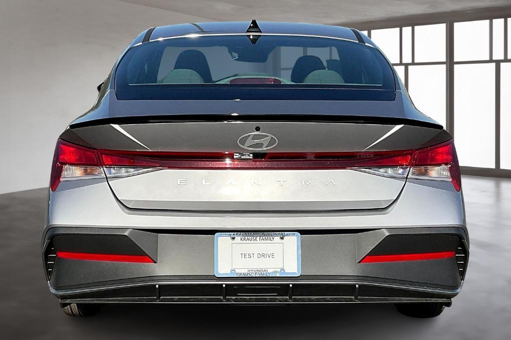 new 2025 Hyundai Elantra car, priced at $25,196