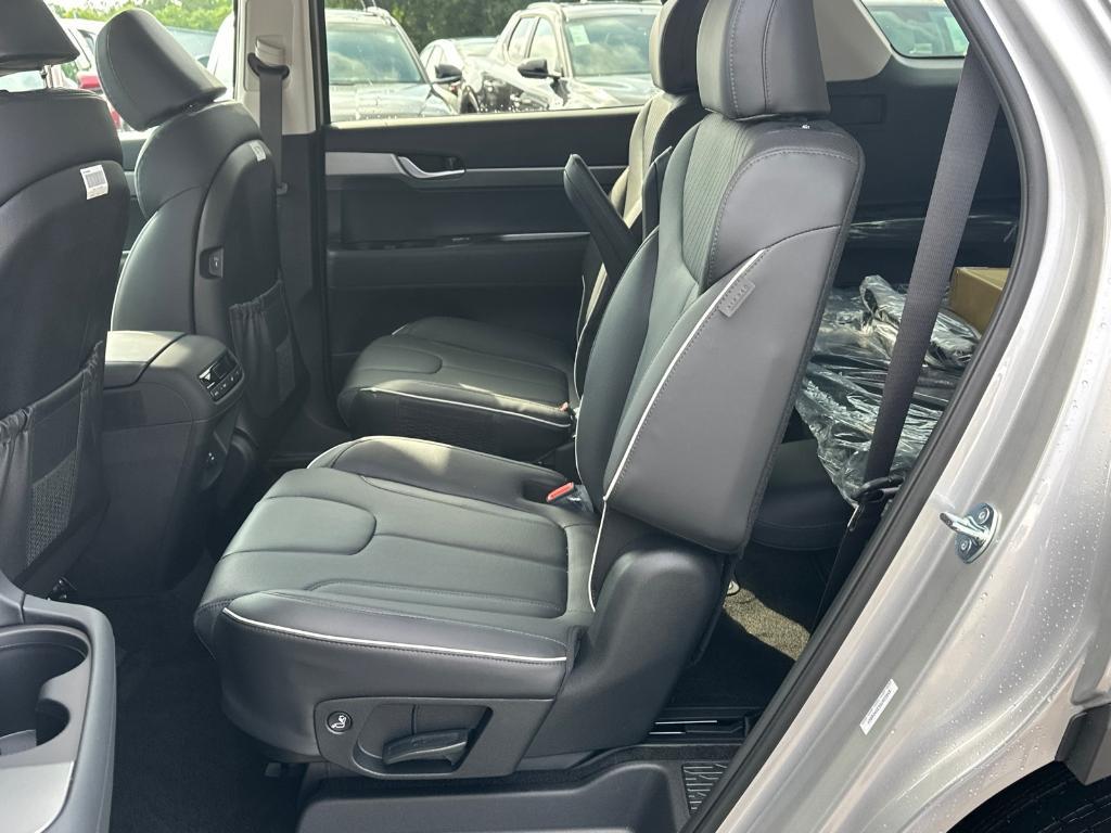 new 2025 Hyundai Palisade car, priced at $41,871