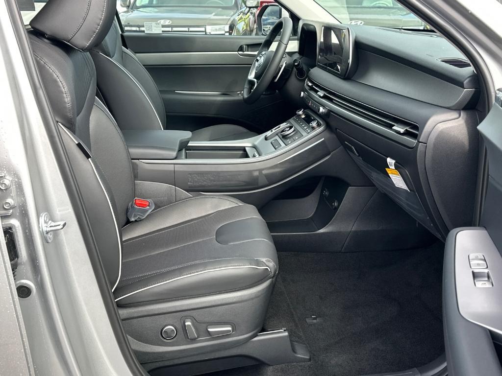 new 2025 Hyundai Palisade car, priced at $41,871