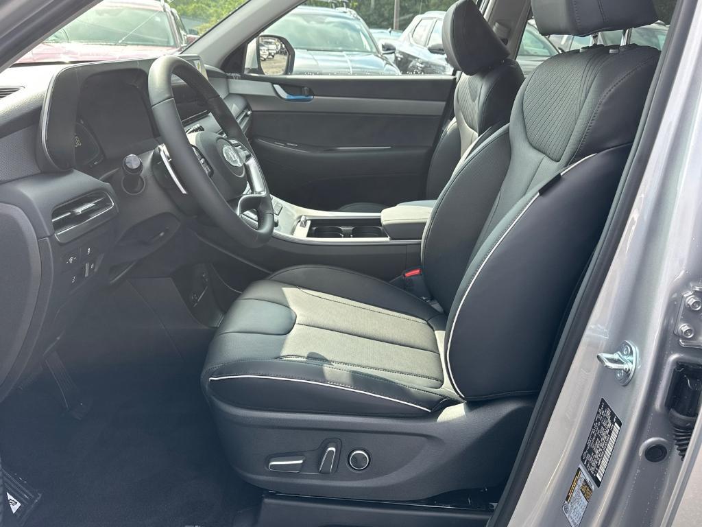 new 2025 Hyundai Palisade car, priced at $41,871