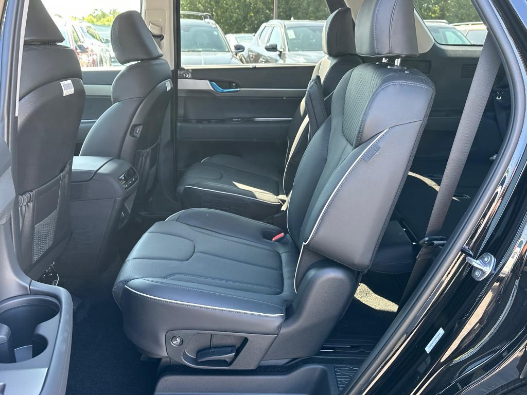 new 2025 Hyundai Palisade car, priced at $47,261