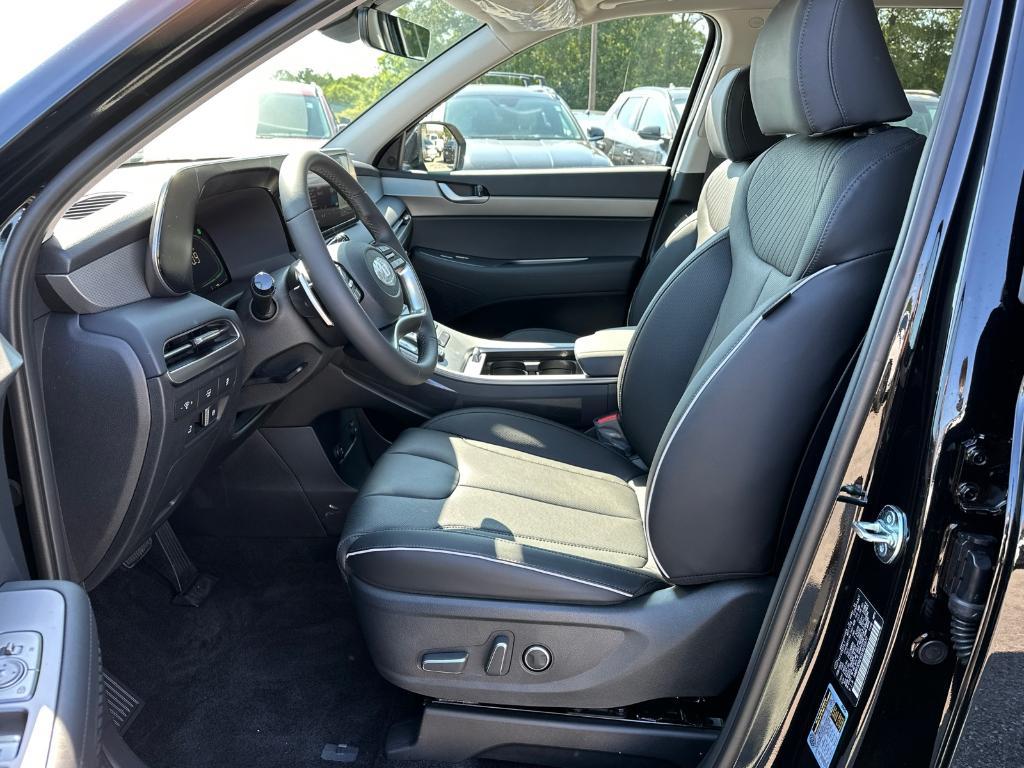 new 2025 Hyundai Palisade car, priced at $47,261