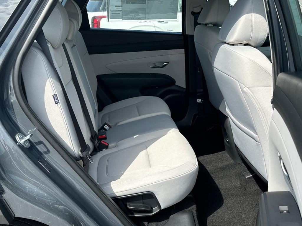 new 2025 Hyundai Tucson car, priced at $28,321