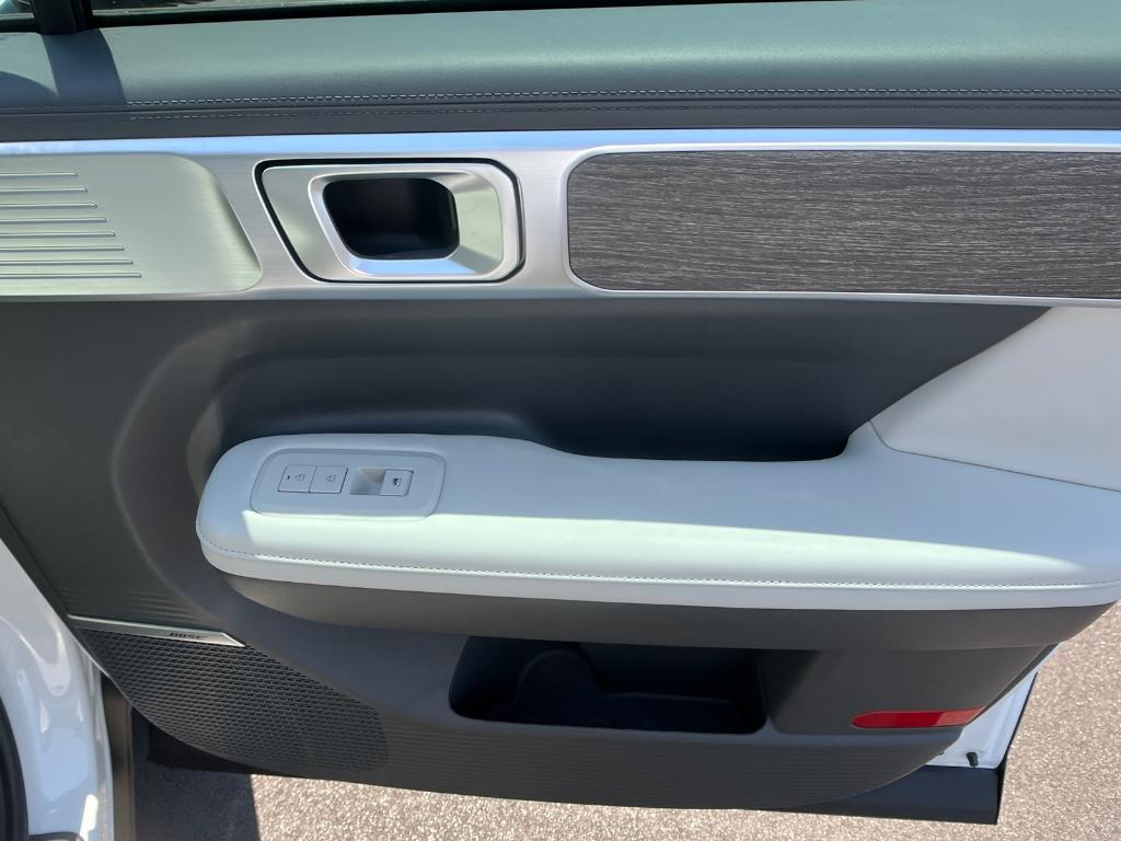 new 2025 Hyundai SANTA FE HEV car, priced at $51,575