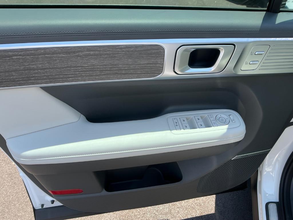 new 2025 Hyundai SANTA FE HEV car, priced at $51,575