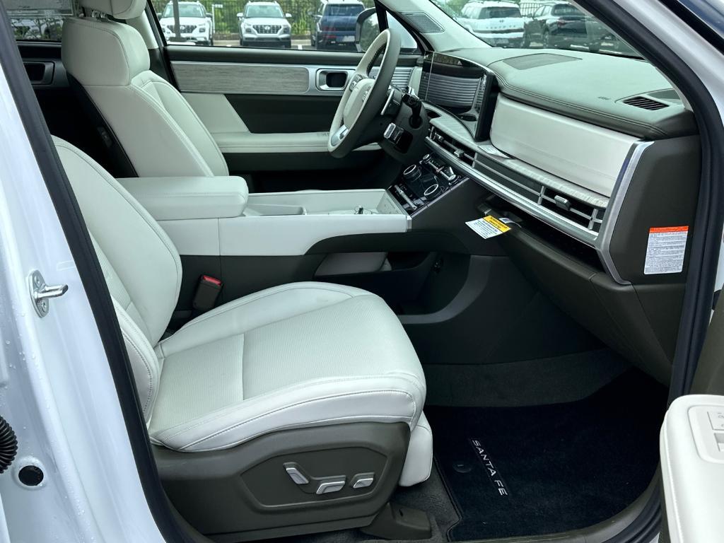 new 2025 Hyundai SANTA FE HEV car, priced at $47,916