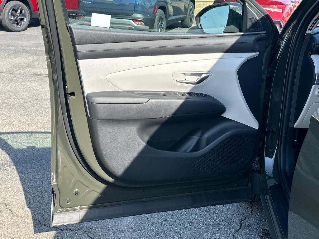 new 2025 Hyundai Tucson car, priced at $34,096