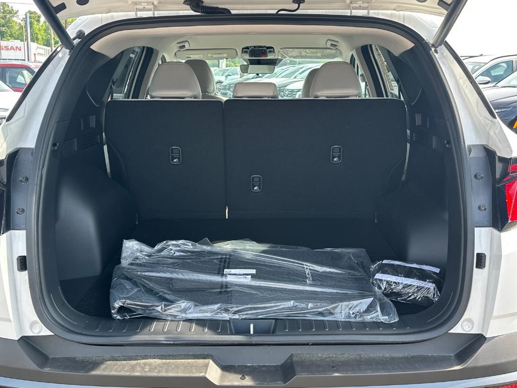 new 2025 Hyundai Tucson car, priced at $31,196
