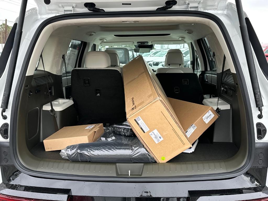 new 2025 Hyundai Santa Fe car, priced at $47,090