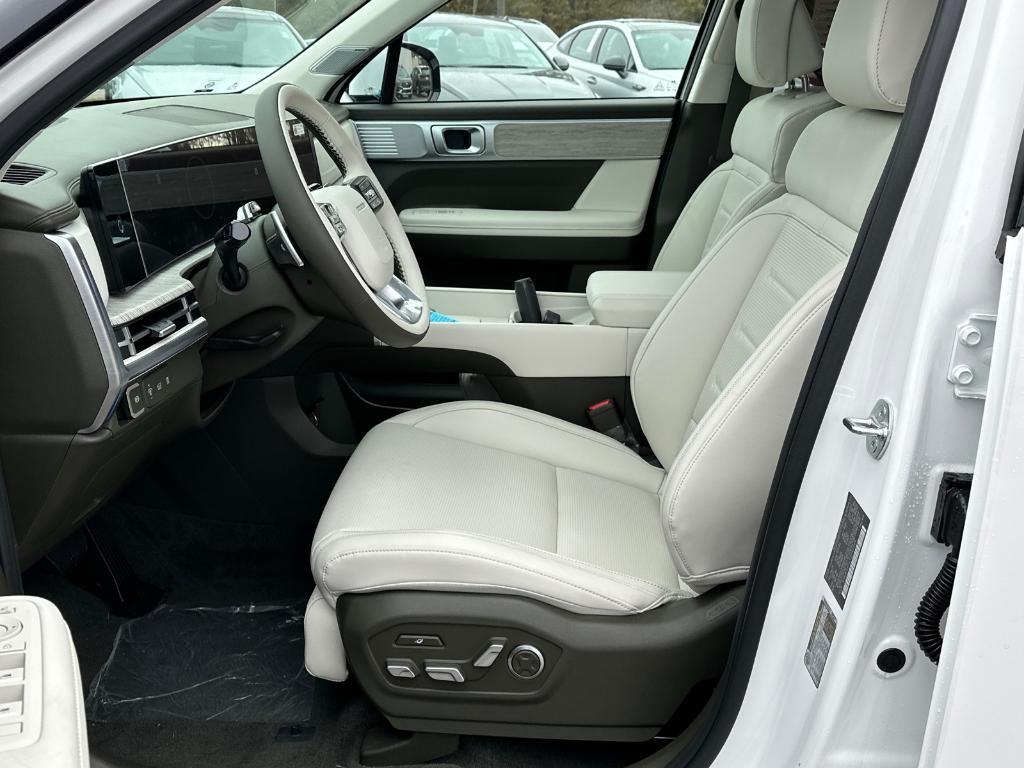 new 2025 Hyundai Santa Fe car, priced at $47,090