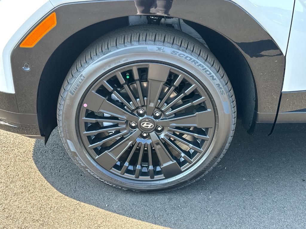 new 2025 Hyundai SANTA FE HEV car, priced at $51,575