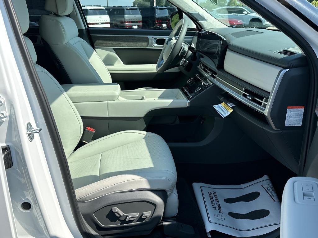 new 2025 Hyundai SANTA FE HEV car, priced at $51,575