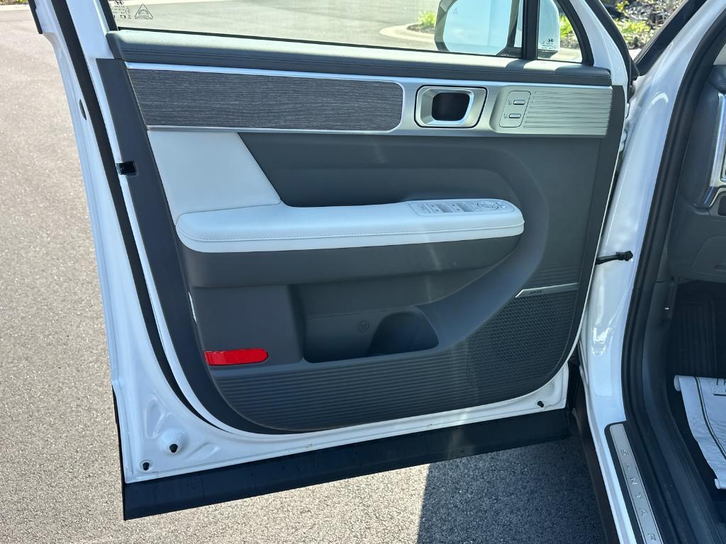 new 2025 Hyundai SANTA FE HEV car, priced at $51,575