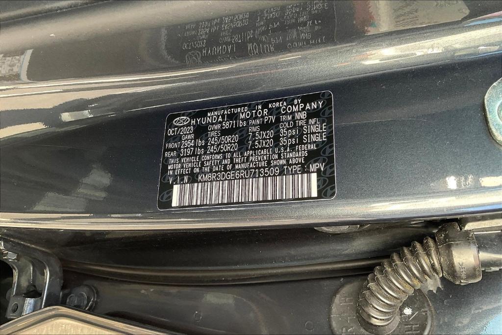 used 2024 Hyundai Palisade car, priced at $40,321