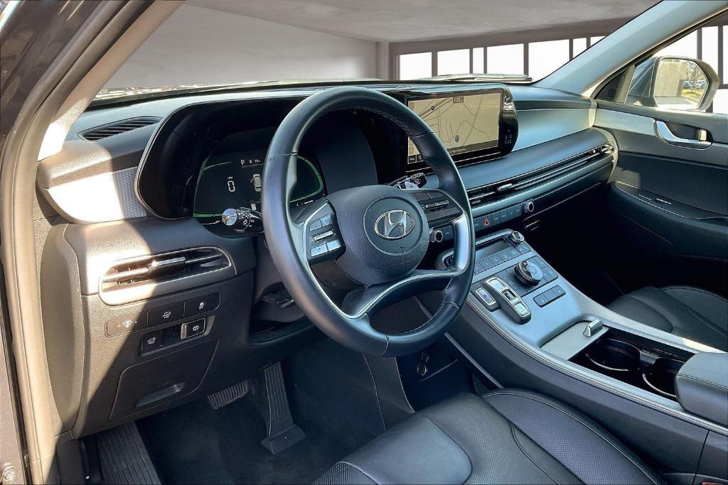 used 2024 Hyundai Palisade car, priced at $40,321