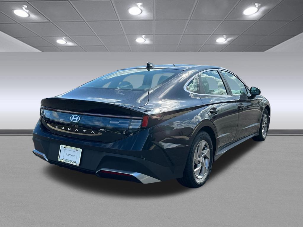 new 2025 Hyundai Sonata car, priced at $28,746