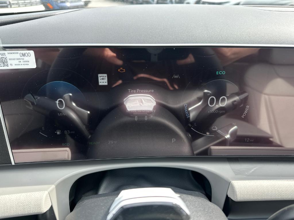 new 2025 Hyundai TUCSON Hybrid car, priced at $38,056