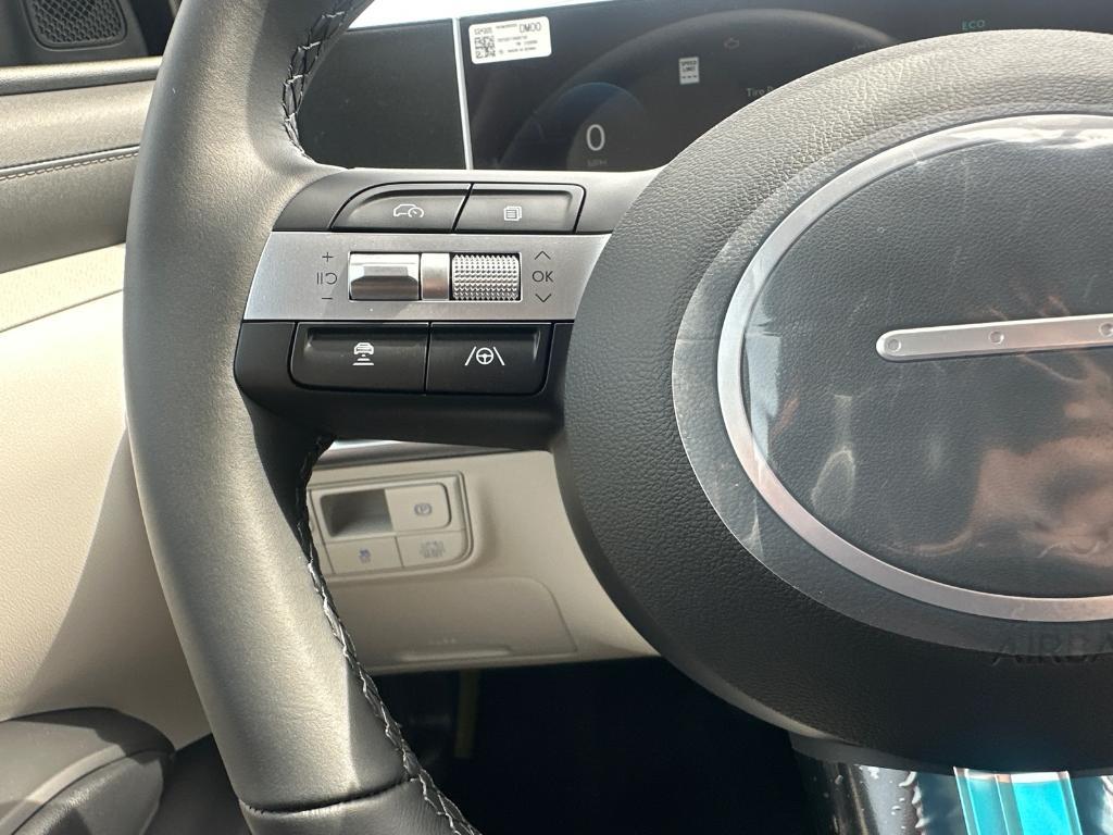 new 2025 Hyundai TUCSON Hybrid car, priced at $38,056