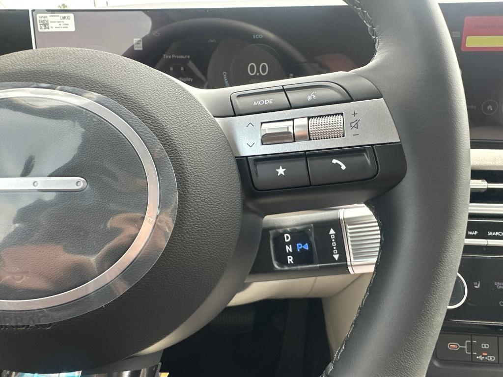 new 2025 Hyundai TUCSON Hybrid car, priced at $38,056