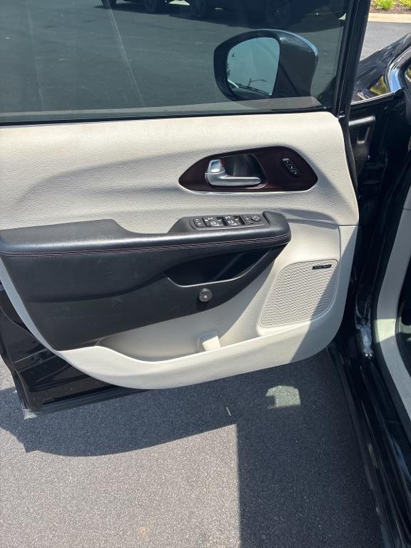 used 2017 Chrysler Pacifica car, priced at $14,766