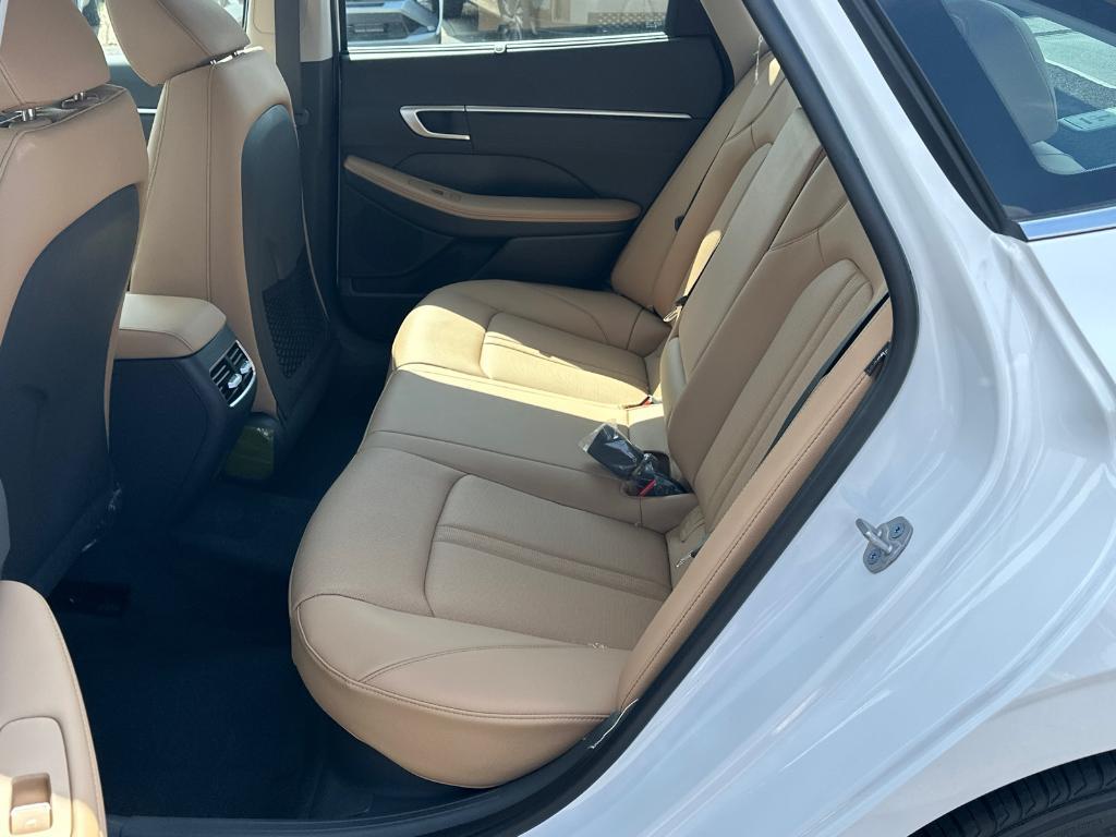 new 2025 Hyundai Sonata Hybrid car, priced at $39,611